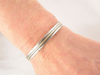 ナバホ　LENA PLATERO フェザーリング　STERLING NAVAJO NAVAJO INDIAN JEWELRY ナバホ族 Lena Platero スタンプワーク